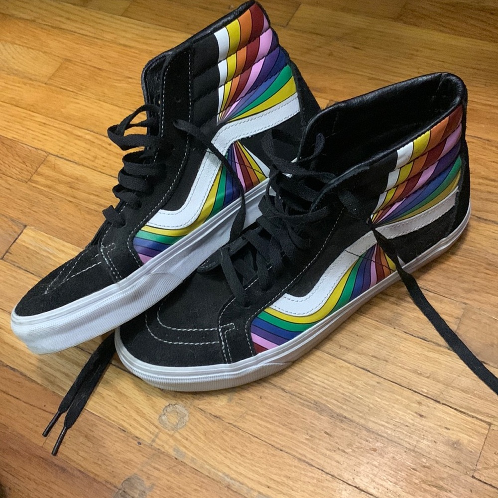 Vans Men’s Sk8-Hi reissue refract. Size 10.5 men / 12 women